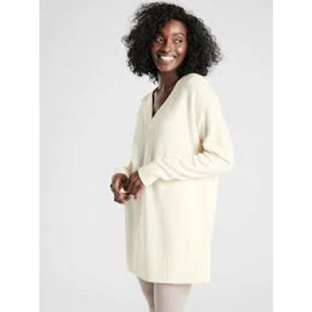 Athleta Wool Cashmere V-Neck Tunic Sweater Dove Size S Oversized Quiet Luxury